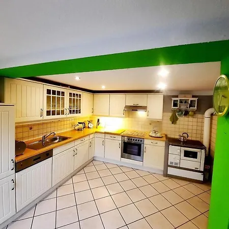 In Friesland Zuhause. * Jever